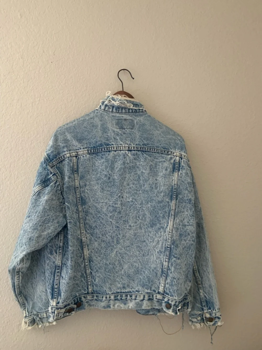 Vintage Levi’s Wash Distressed Denim Jacket - Mens m